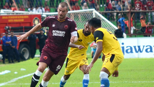 PSM Makassar vs Bhayangkara FC